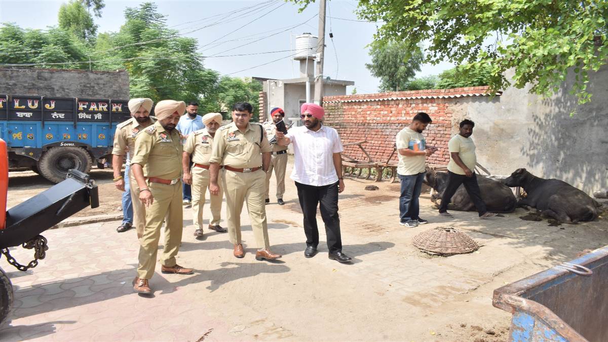 ਏਐੱਨਟੀ ਫੋਰਸ ਤੇ ਤਸਕਰਾਂ ’ਚ ਮੁਕਾਬਲਾ; ਇਕ ਜ਼ਖ਼ਮੀ, 3 ਫ਼ਰਾਰ